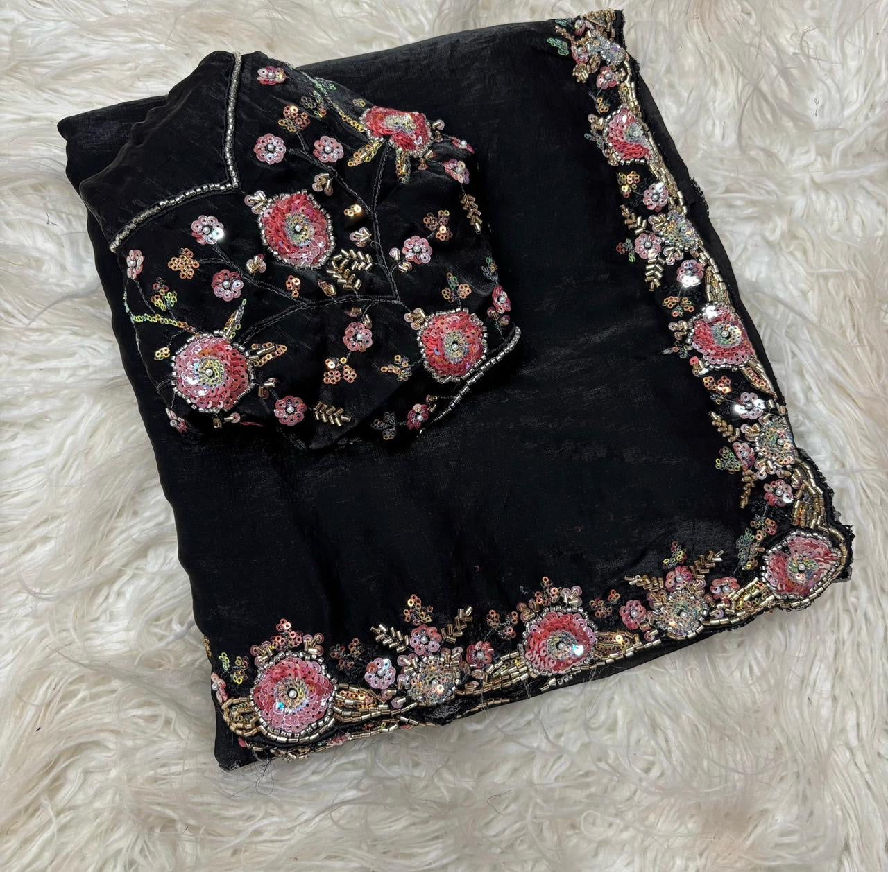 Soft shiny organza silk saree