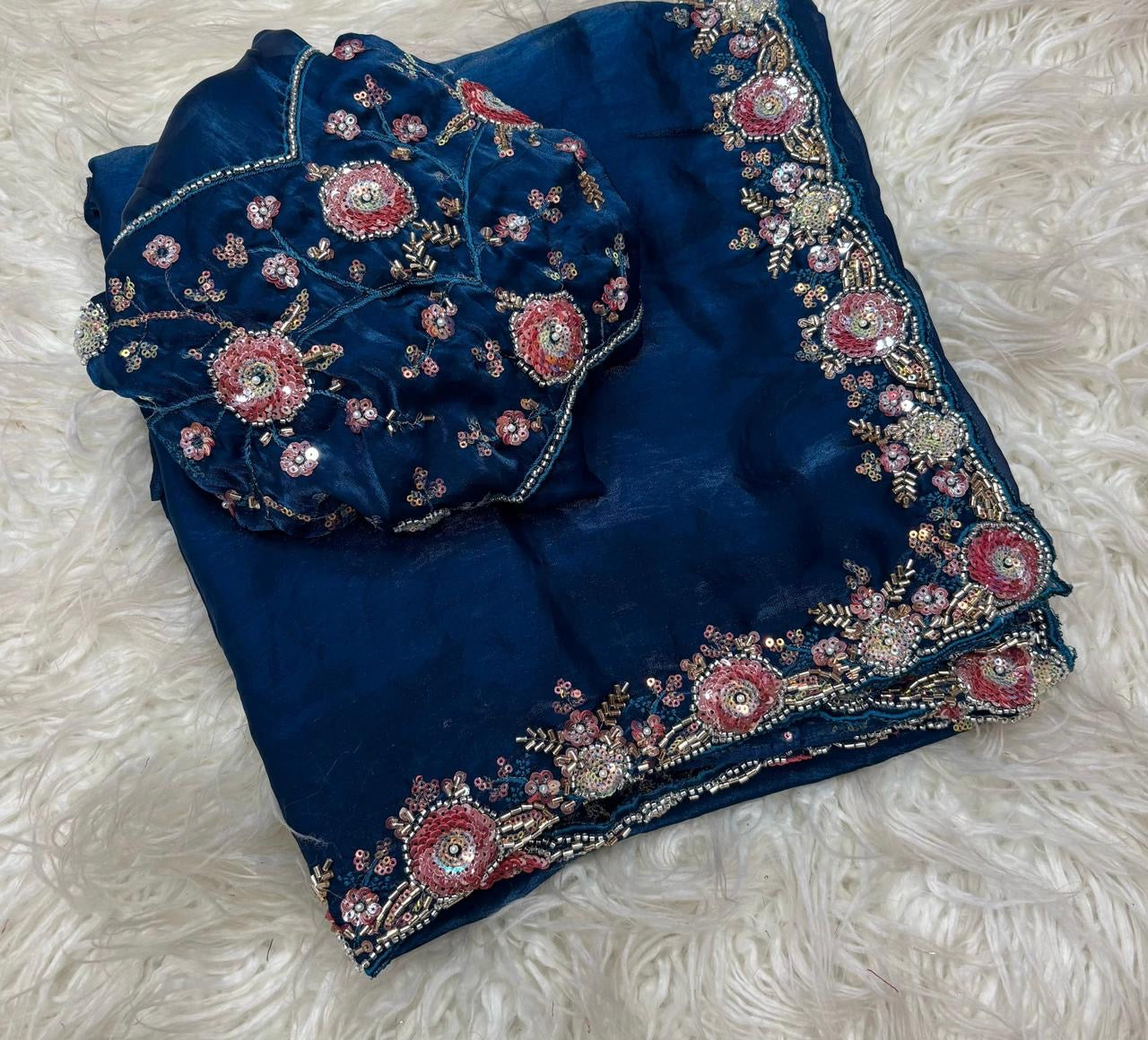 Soft shiny organza silk saree