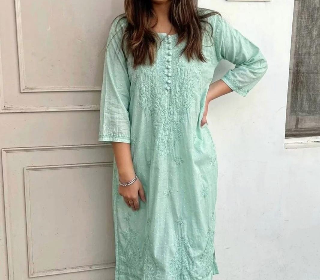 chikankari kurta set