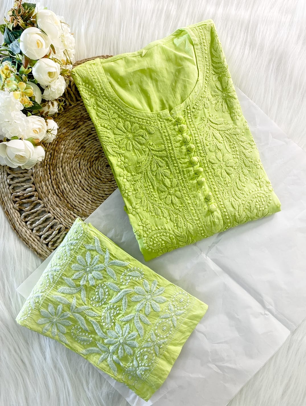 chikankari kurta set