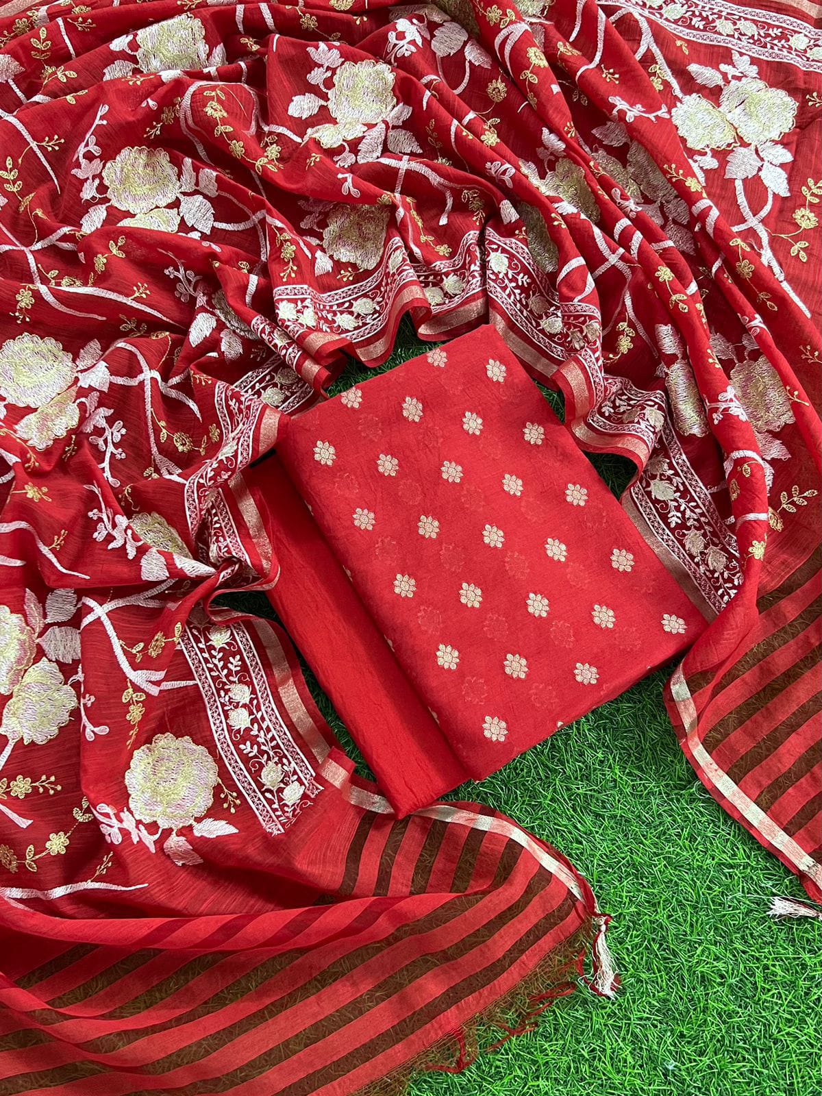 Banarasi unstitch suits