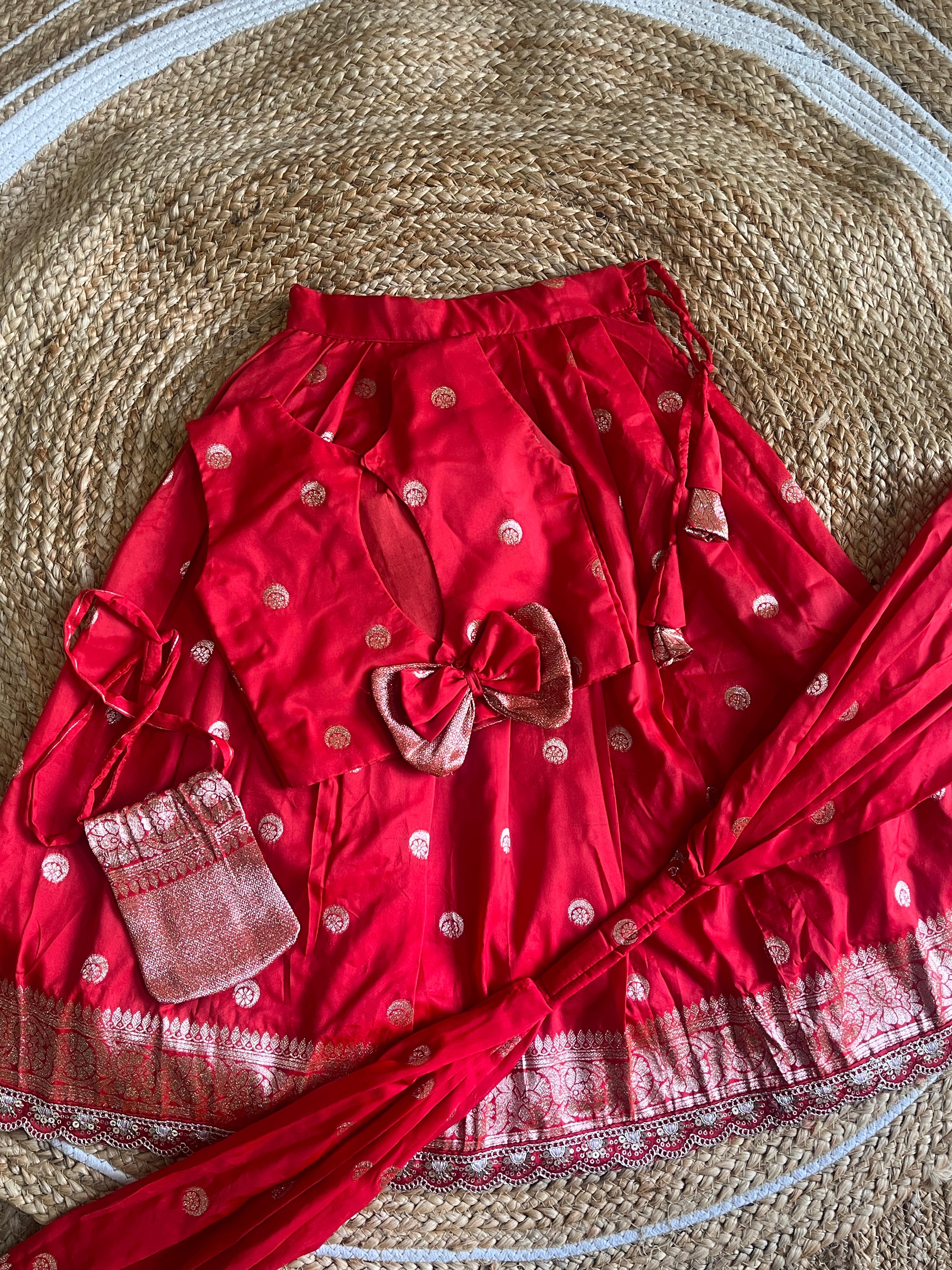 Red Banarasi Set