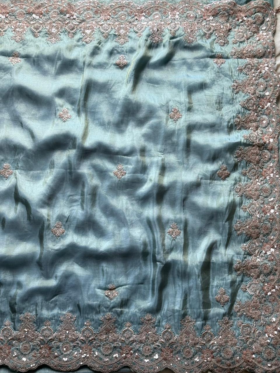 Lovey Dovey Saree