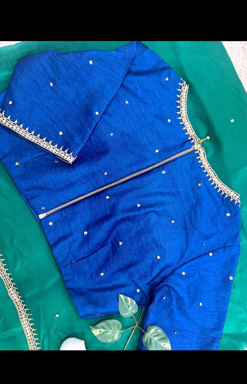 Blue–green Organza Duo