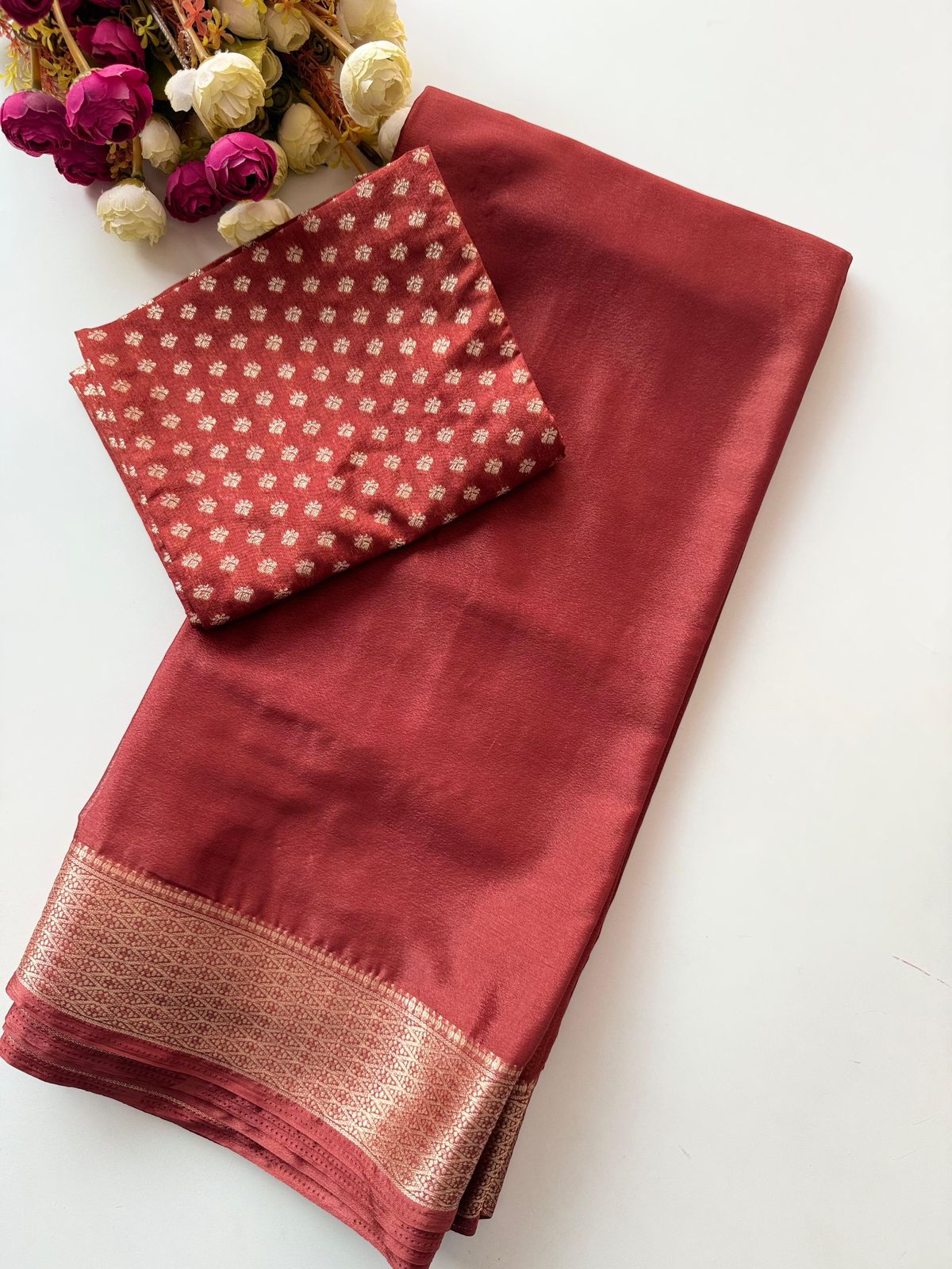 Chinnon Budget Friendly Saree