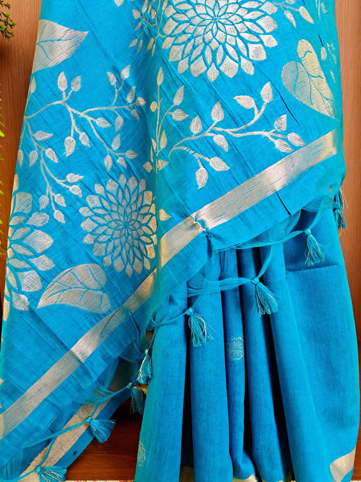 Saloni