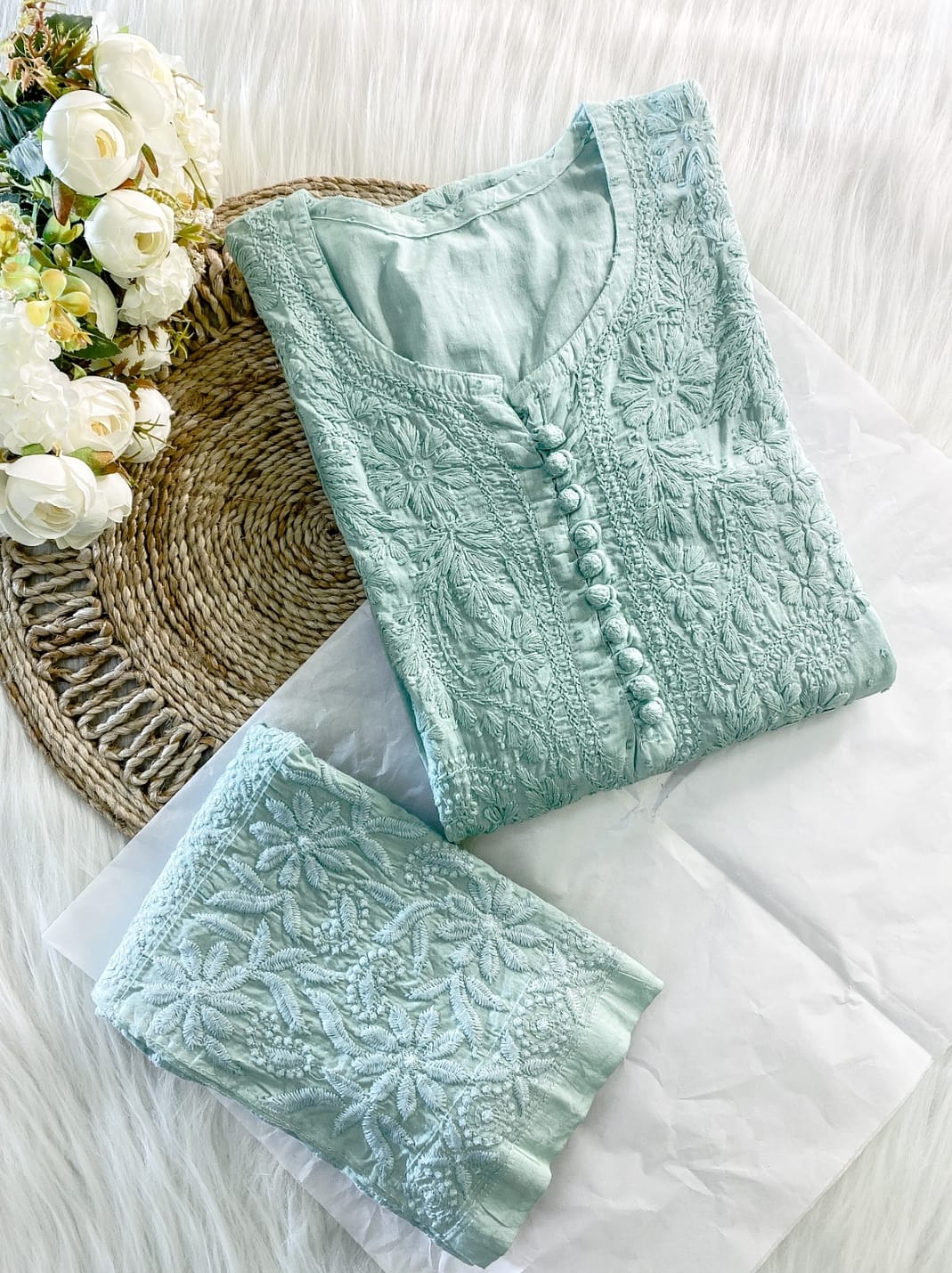 chikankari kurta set