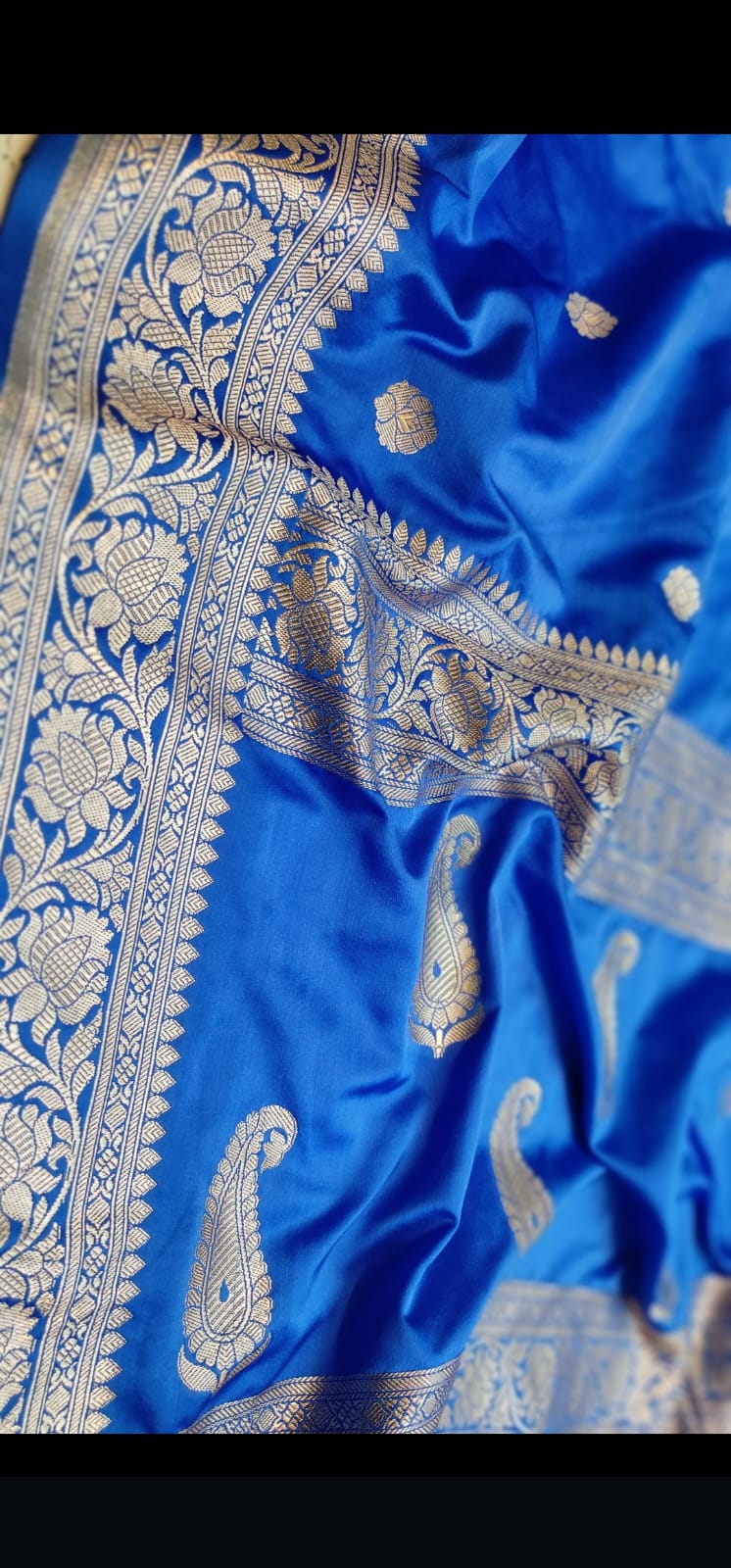 Mashru Katan Silk Satin Booti Saree