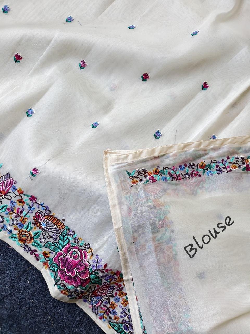 LA LA flower loom saree