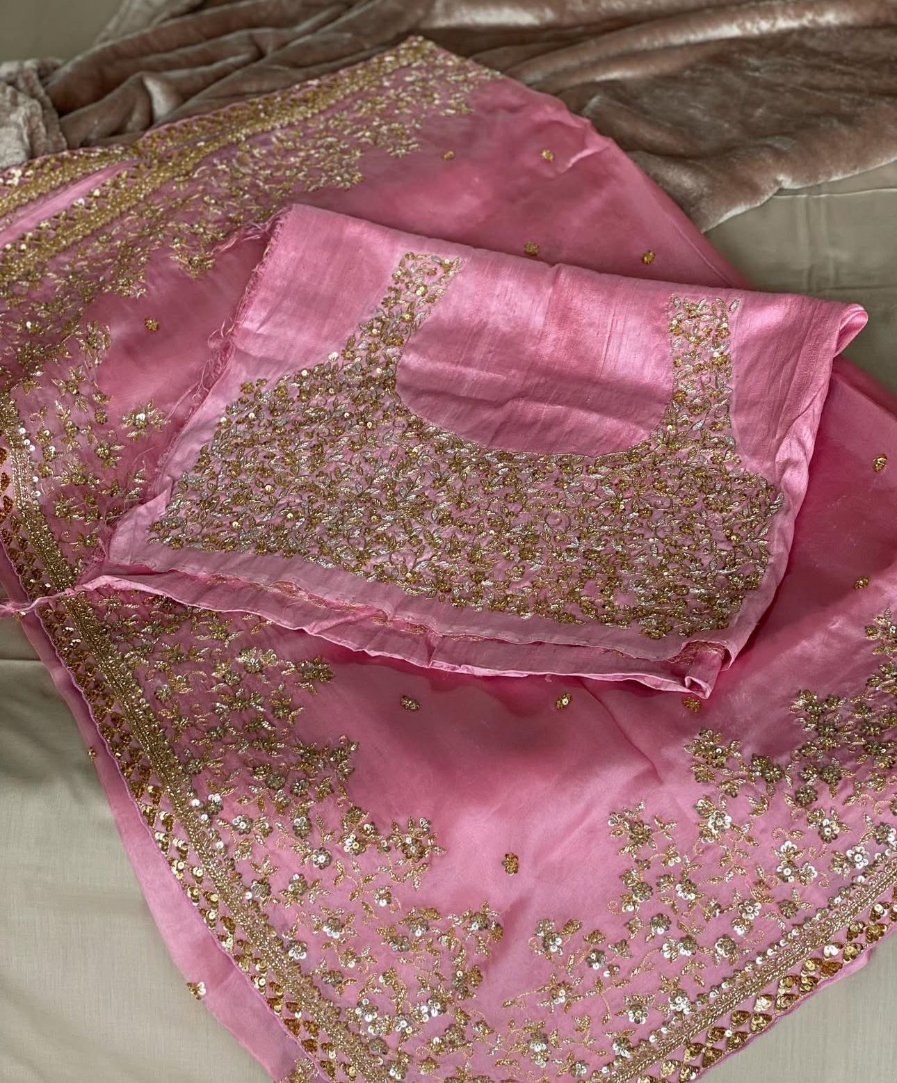 Gulabi Glow Organza Saree
