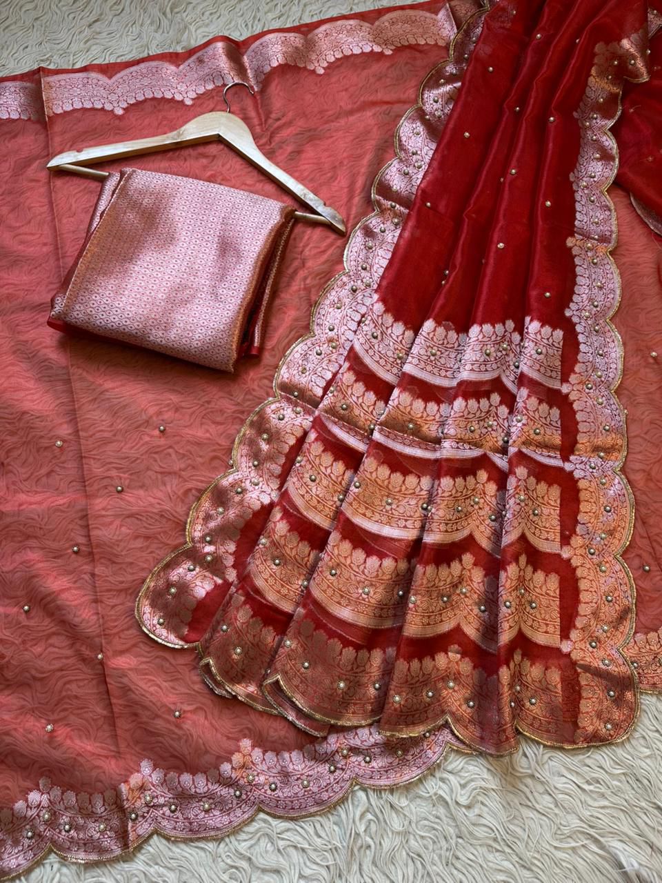 Banarasi Maharani Gold Tissue Saree