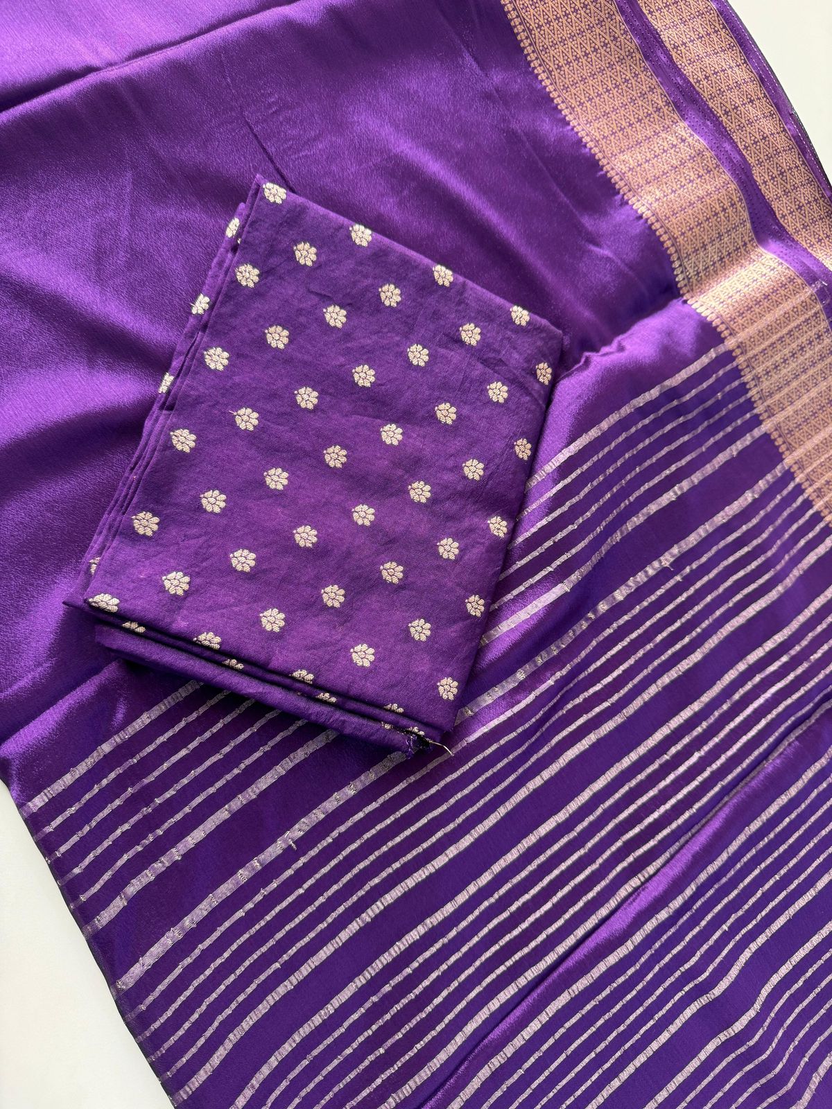 Chinnon Budget Friendly Saree