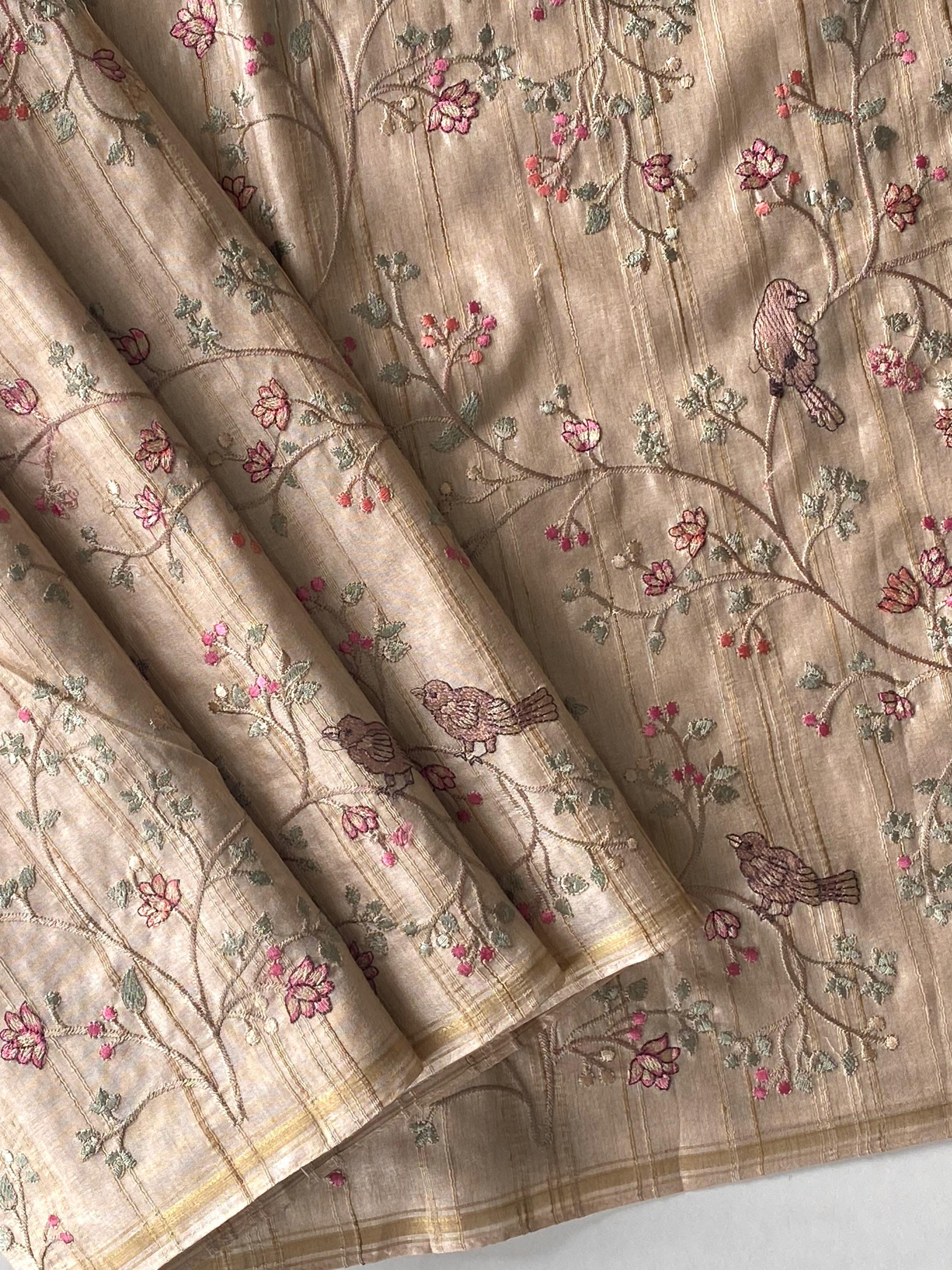 Loom saree